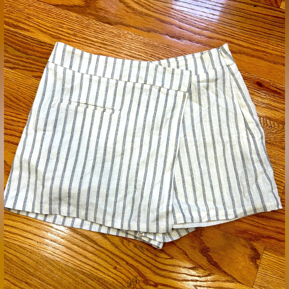 Stradivarius Striped Linen Skort